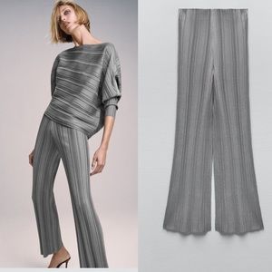 NWOT ZARA  RIBBED KIT TROUSERS High-waisted trousers. Elastic waistband.